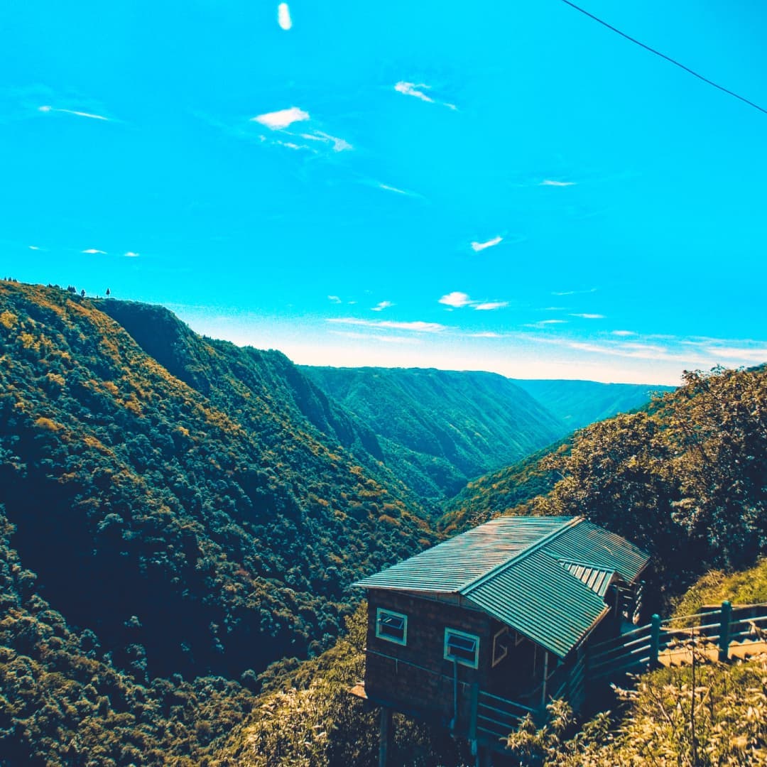 Sunrise in the valley